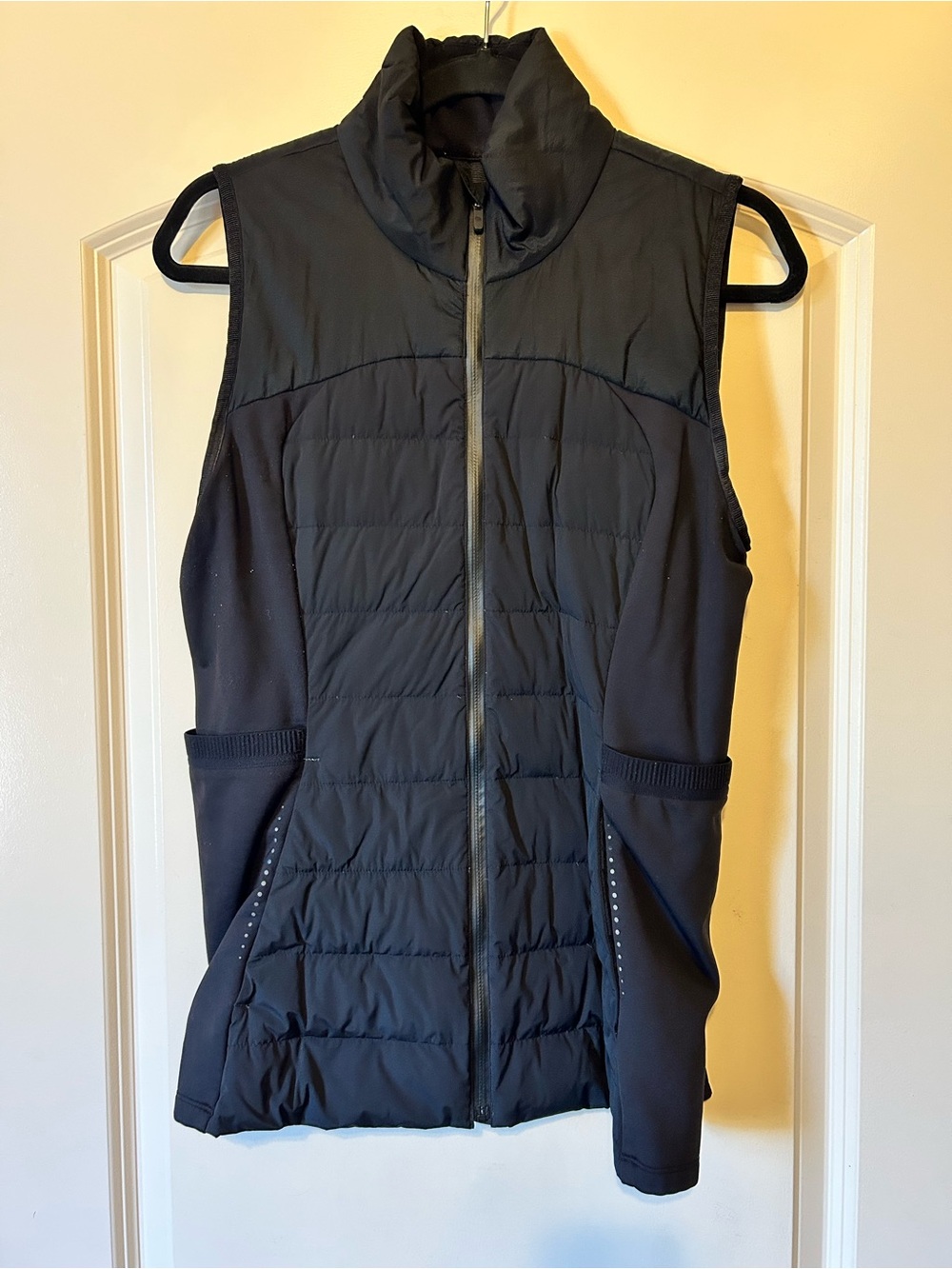 Lululemon Down for it all Running Vest
